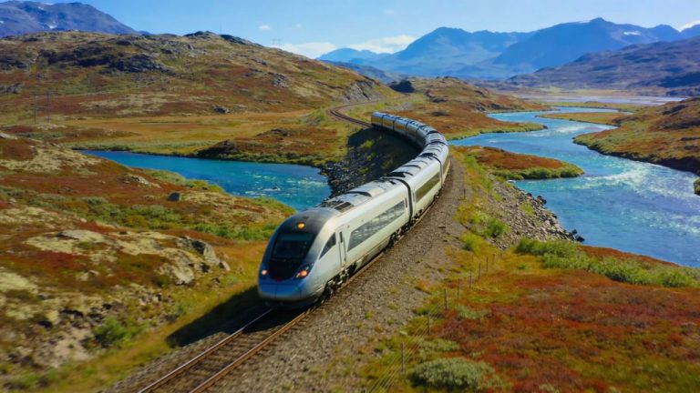 Grand Train Tour combines six panoramic lines